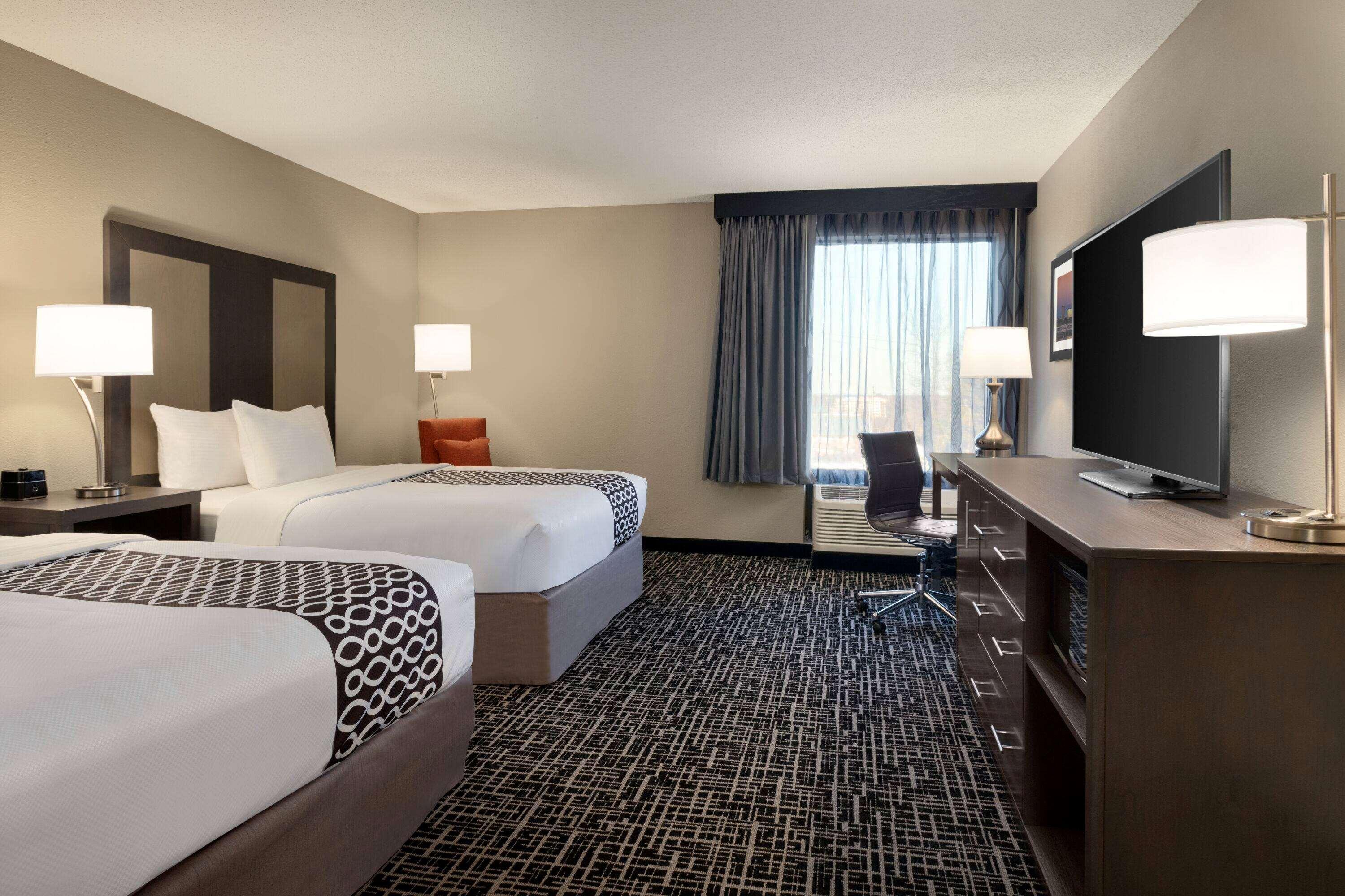 La Quinta Inn & Suites By Wyndham St Louis Route 66 Windsor Springs Kültér fotó